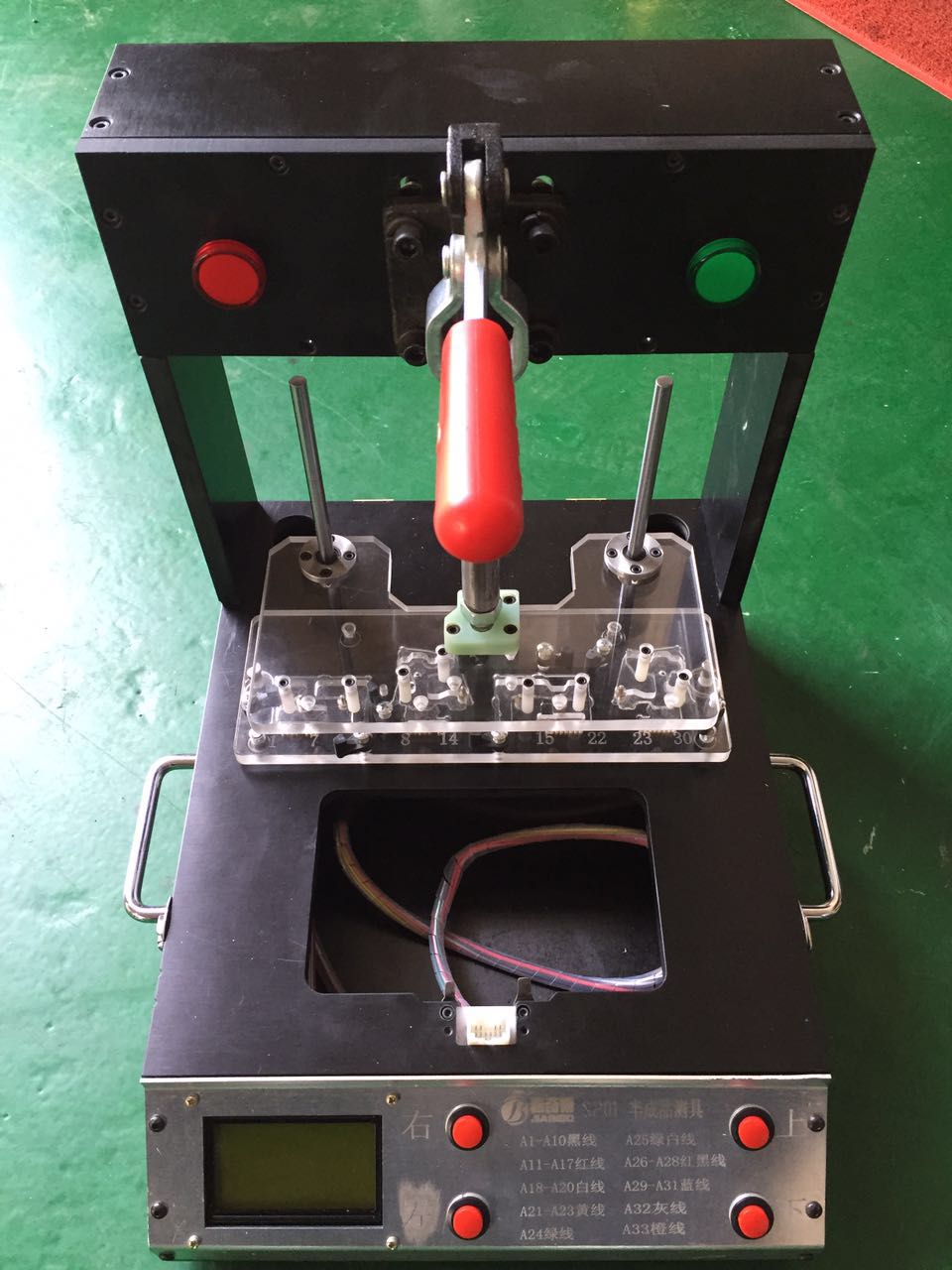 方向盤開關(guān)PCB板半成品測(cè)試治具 方向盤開關(guān)PCB板半成品測(cè)試治具